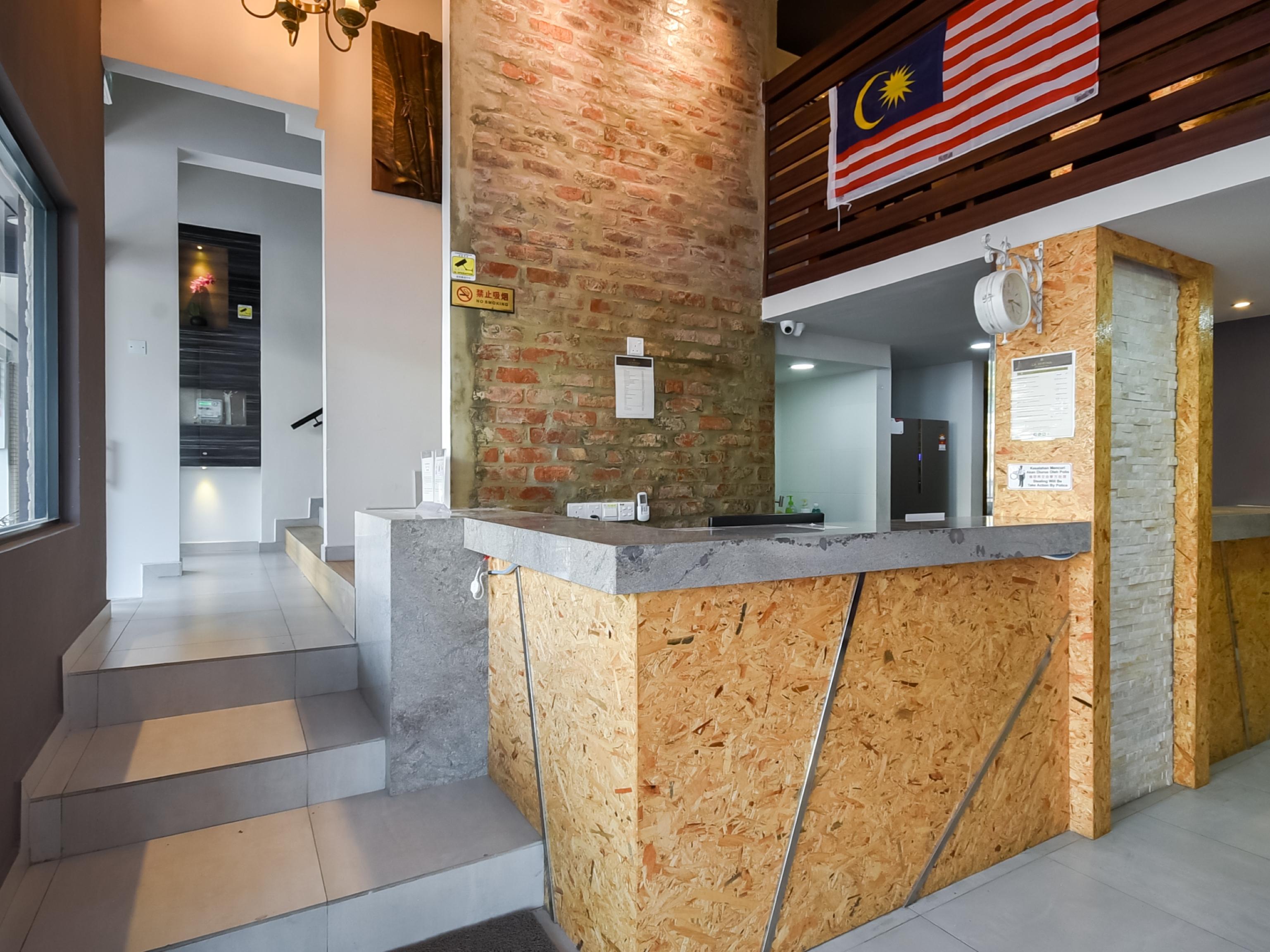 Oyo 1023 La Mirina Boutique Inn Экстерьер фото