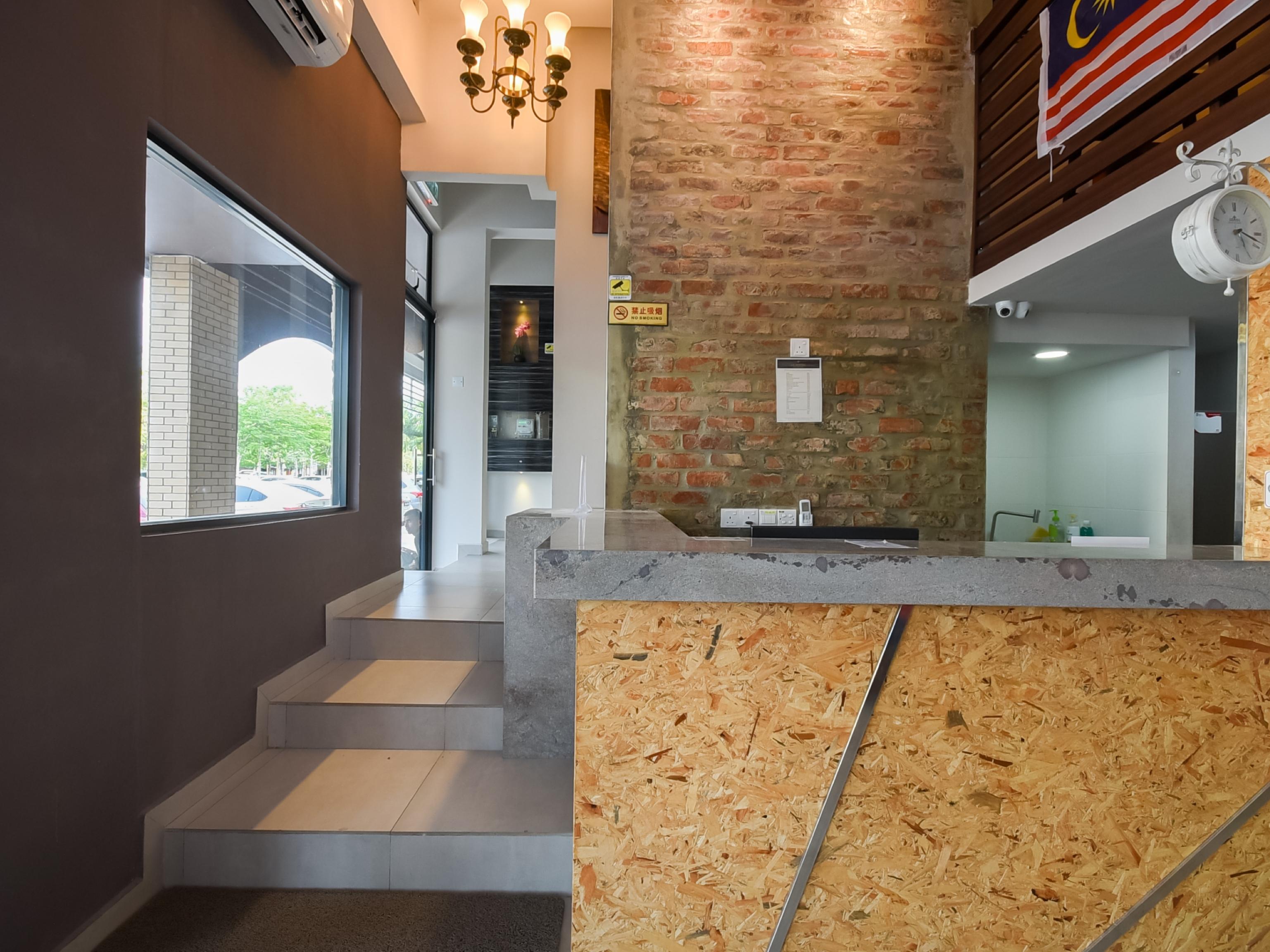 Oyo 1023 La Mirina Boutique Inn Экстерьер фото