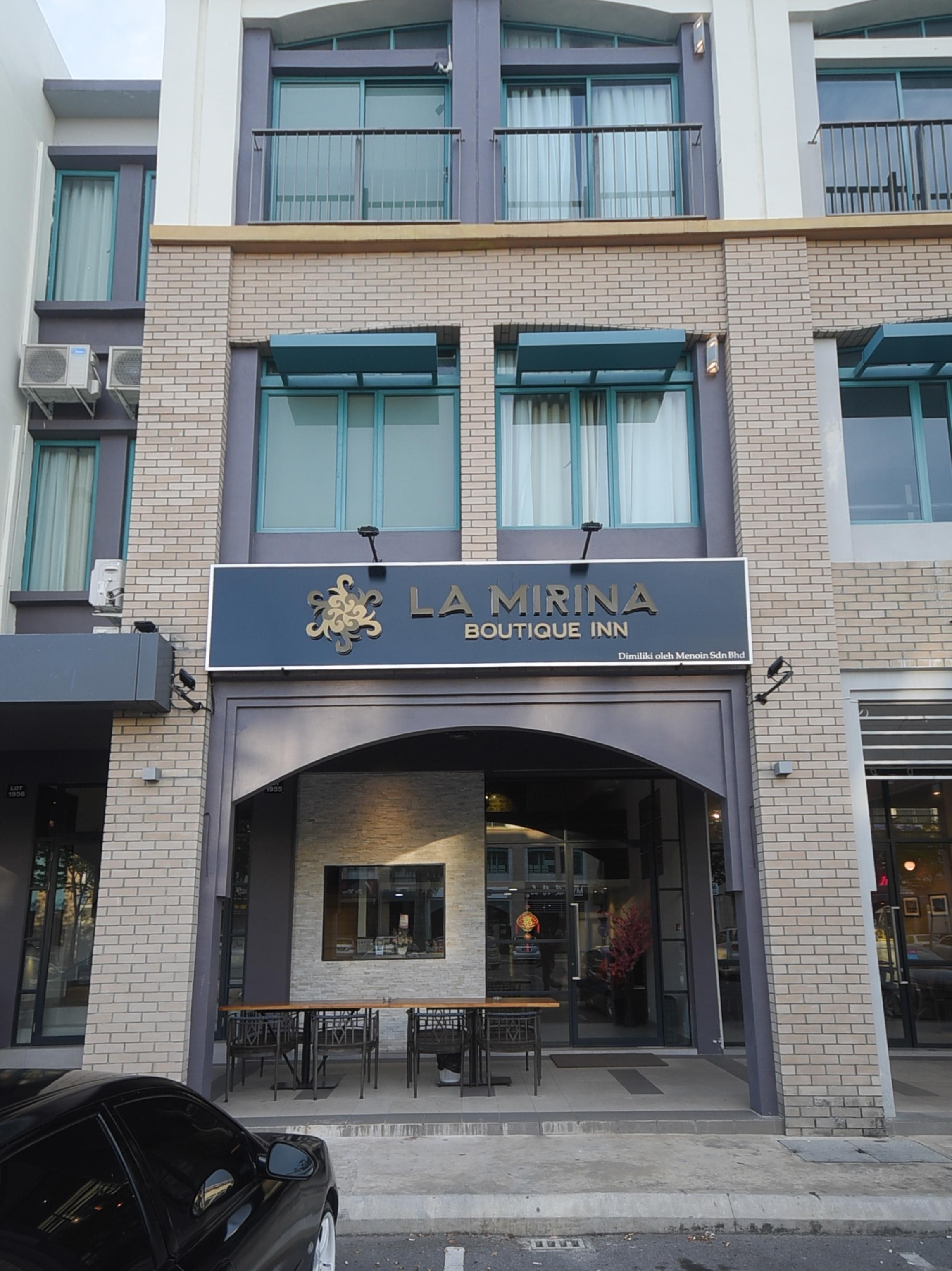 Oyo 1023 La Mirina Boutique Inn Экстерьер фото